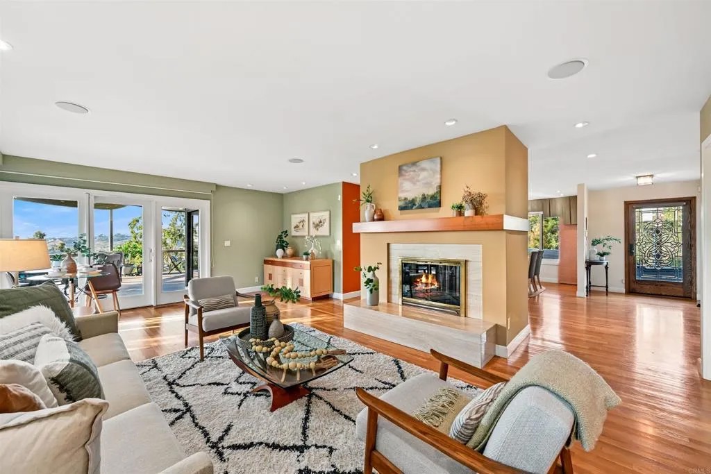 441 Holmwood Lane