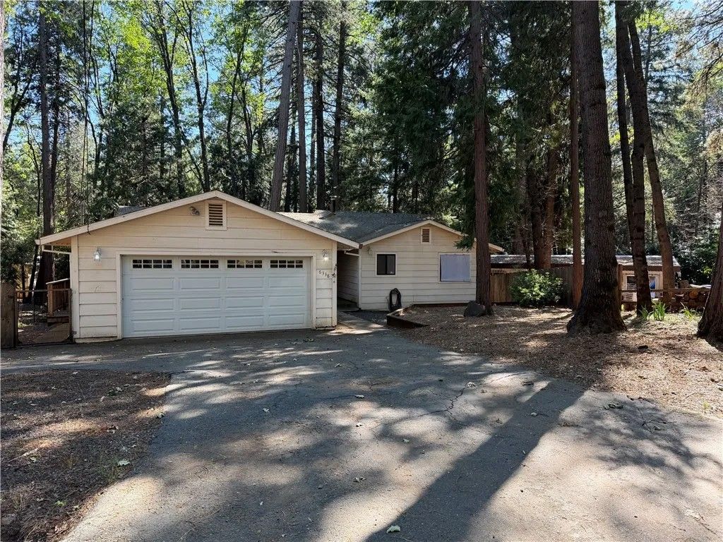 Photo of 6338 Juneau Court, Magalia, CA 95954 (MLS # SN26074217)