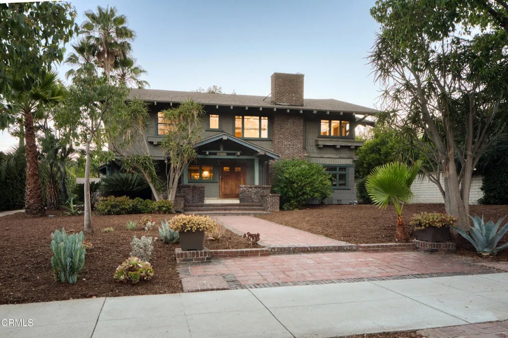 309 Oaklawn Avenue