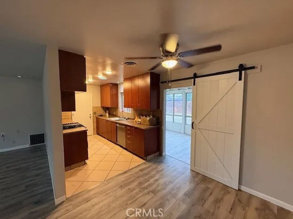 Photo of 150 Jade Dr, Hemet, CA 92543 (MLS # SW26010877)