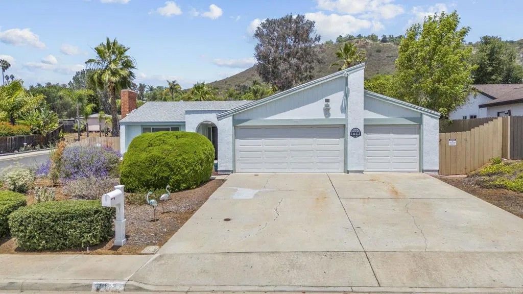 Photo of 1062 Ponderosa Avenue, San Marcos, CA 92069 (MLS # NDP2604855)