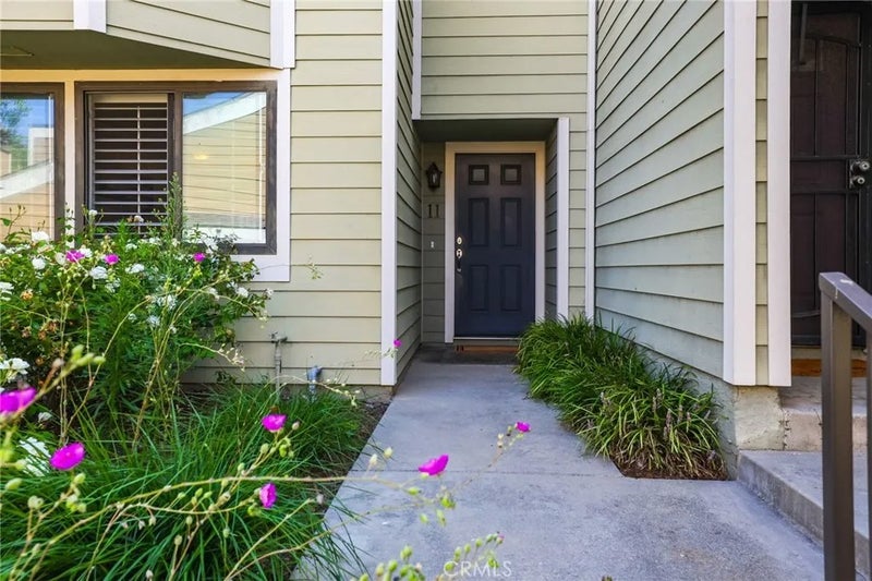 11 Northwind Court