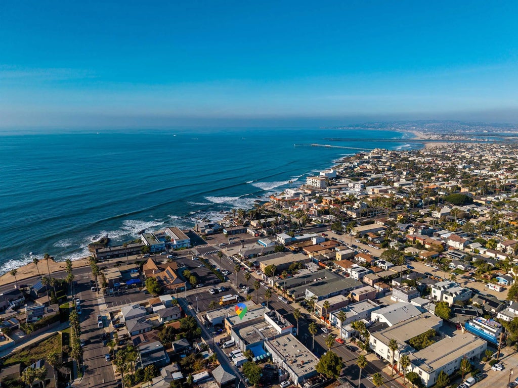 Photo of 4741 Point Loma AVE, San Diego, CA 92106 (MLS # 260020967)