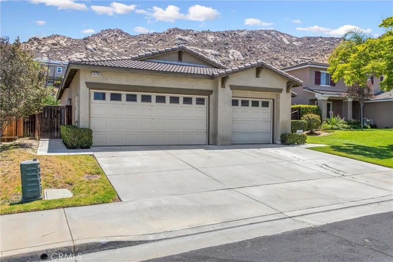 16796 Colt Way