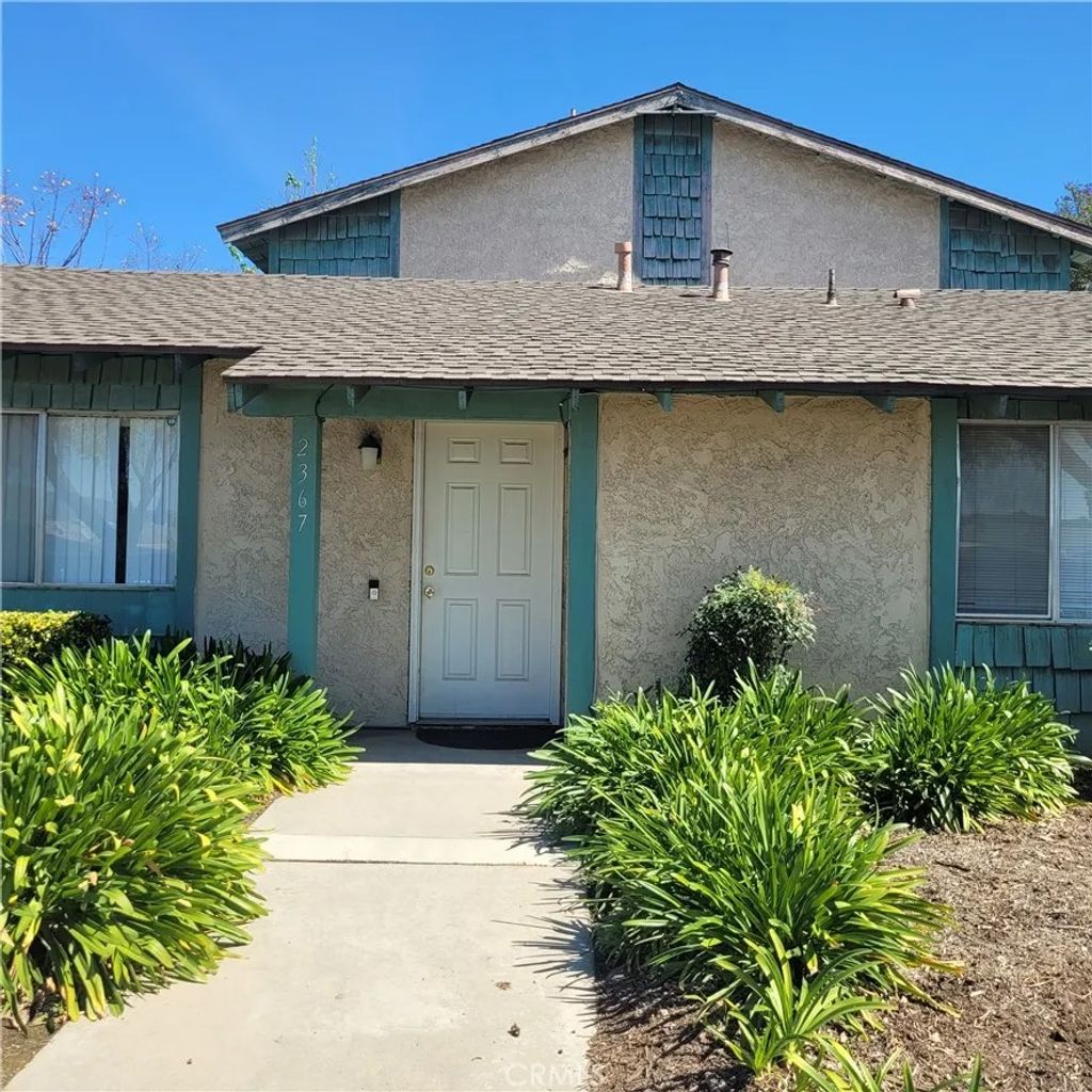 Photo of 2367 Gonzaga Ln, Riverside, CA 92507 (MLS # TR26067463)