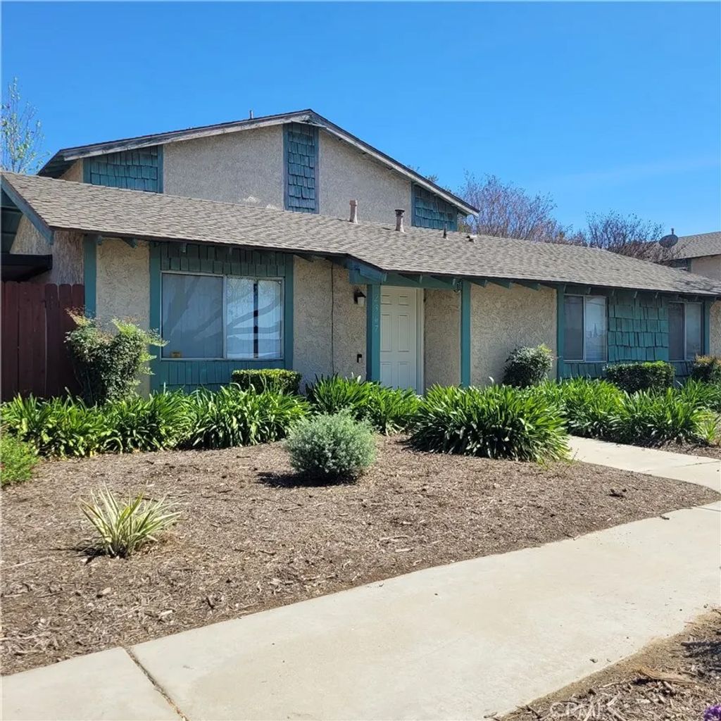 Photo of 2367 Gonzaga Ln, Riverside, CA 92507 (MLS # TR26067463)