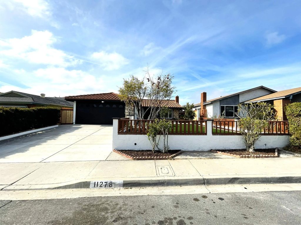 Photo of 11278 Calle Jalapa, San Diego, CA 92126 (MLS # 250046142)