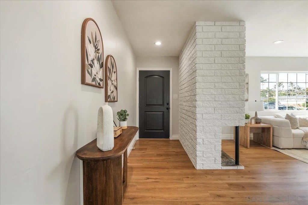 Photo of 2705 Kobe Dr, San Diego, CA 92123 (MLS # 260011068)