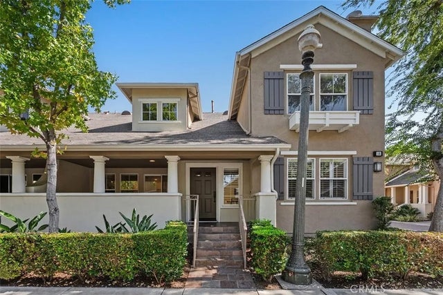 44 Burlingame, Irvine