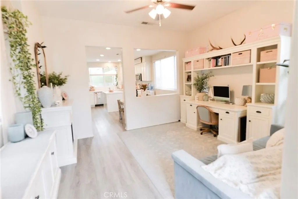 Photo of 10 Corte Pasillo, San Clemente, CA 92673 (MLS # OC25237983)