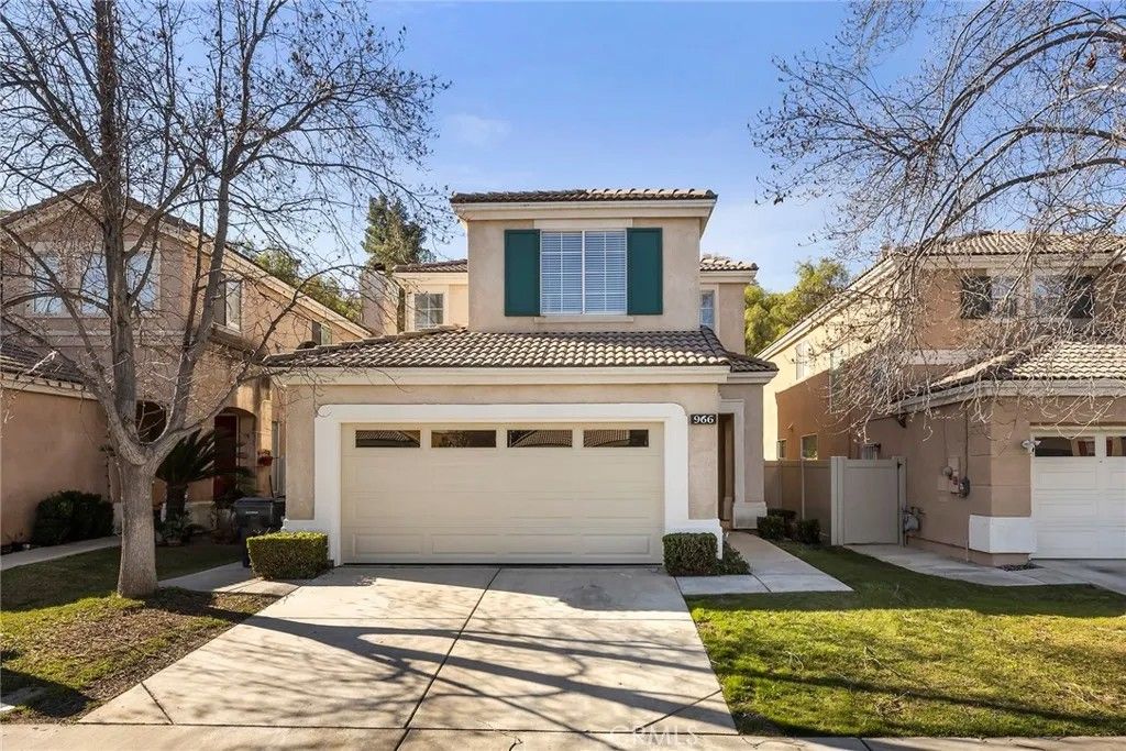 Photo of 966 Cimarron Ln, Corona, CA 92879 (MLS # PW26008437)