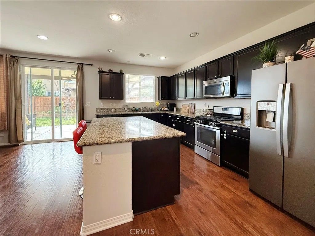 Photo of 29325 Centerfield, Lake Elsinore, CA 92530 (MLS # IV26029986)