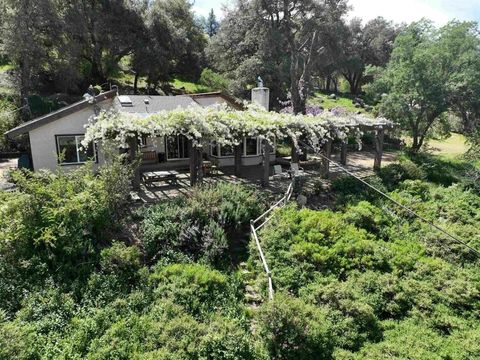 Photo of 28843 Angel Mountain Road, Santa Ysabel, CA 92070 (MLS # NDP2602803)
