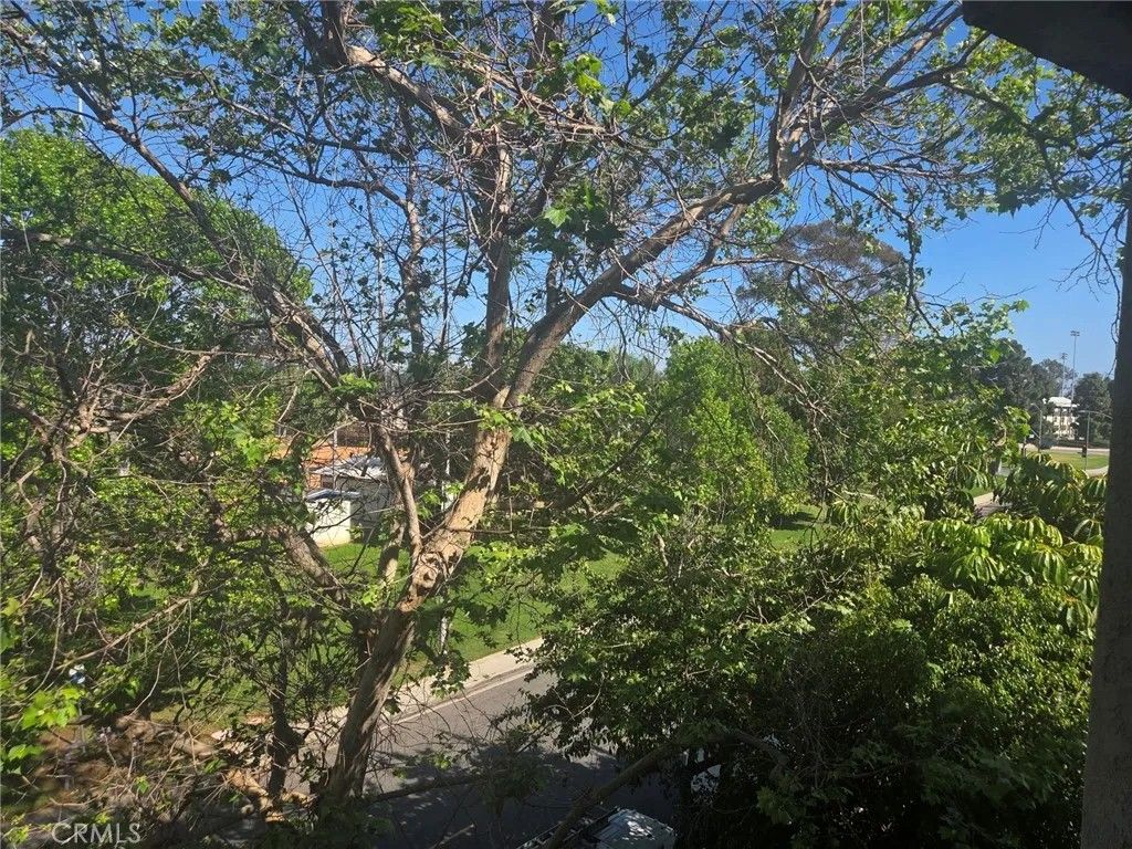 Photo of 1061 Park Avenue #302, Long Beach, CA 90804 (MLS # PW26077910)