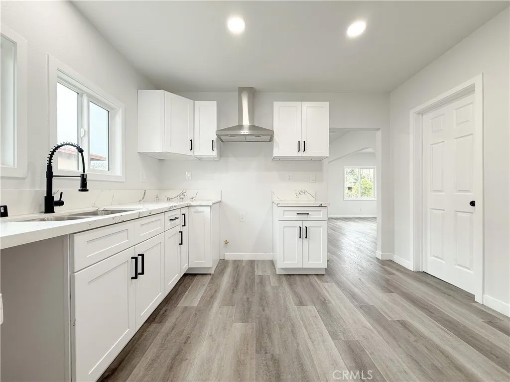 445 E 119th Street