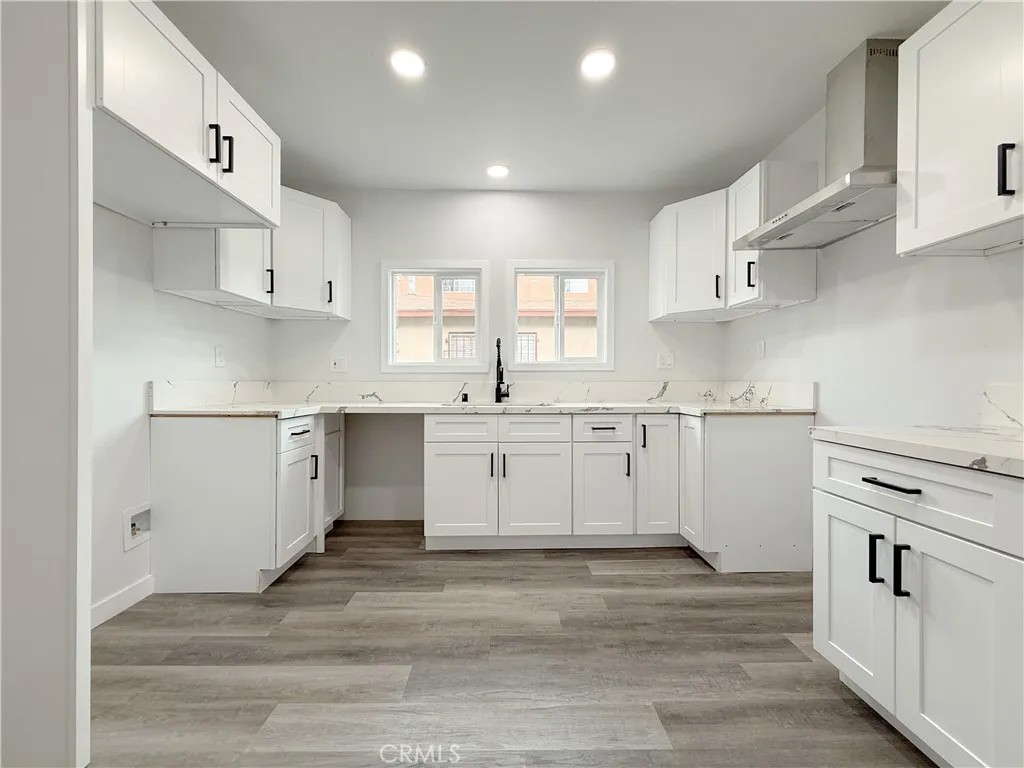 445 E 119th Street
