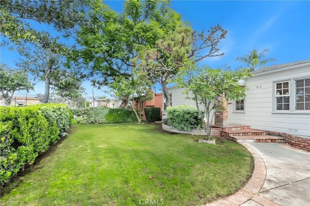 912 S Sierra Vista Avenue