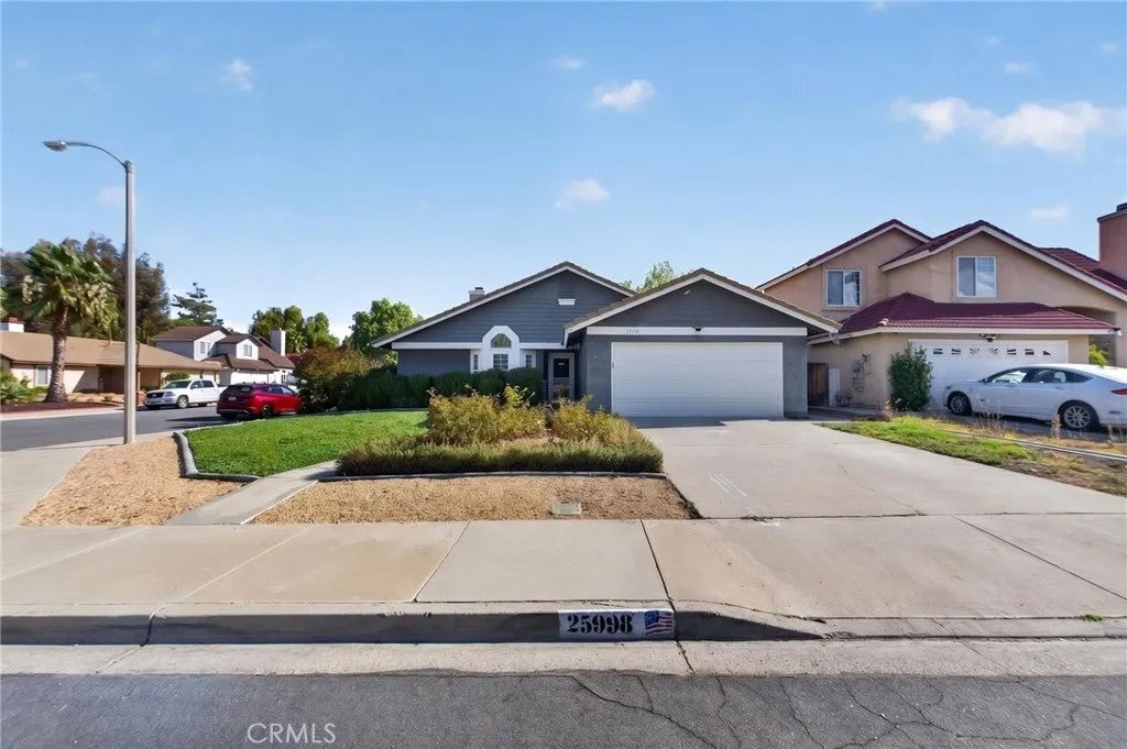 25998 Summer Dawn Court
