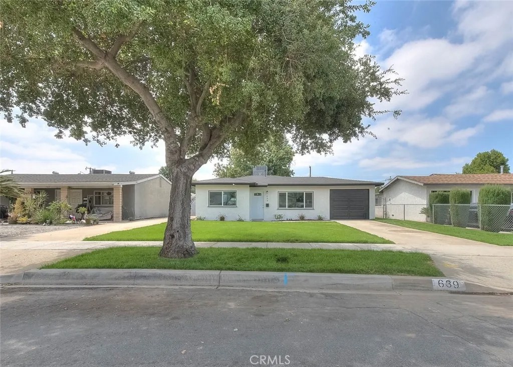 639 W Ralston