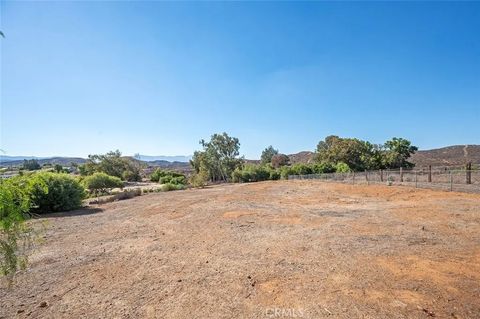Tiny photo for 27875 Goetz Rd, Menifee, CA 92587 (MLS # CV25252638)