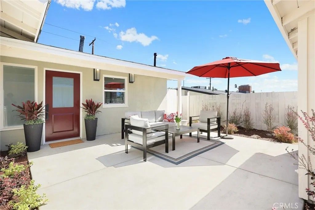 Photo of 1140 Daveric Dr, Pasadena, CA 91107 (MLS # AR26060293)