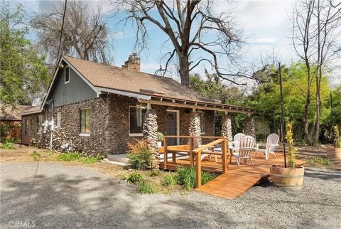 Photo of 1920 W Sacramento Ave, Chico, CA 95926 (MLS # SN26047998)