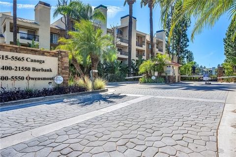 Photo of 5525 Canoga Avenue #231, Woodland Hills, CA 91367 (MLS # SR26048354)