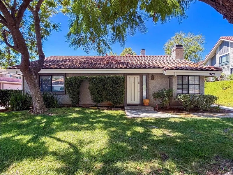 929 Thistlegate