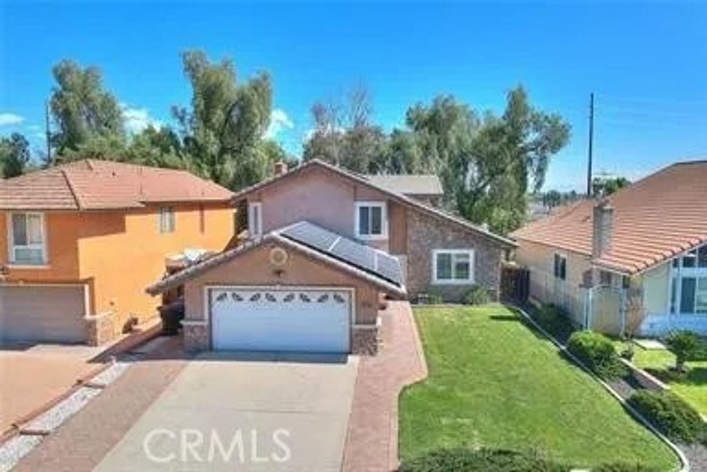 Photo of 32 Rising Hill, Phillips Ranch, CA 91766 (MLS # TR25248051)