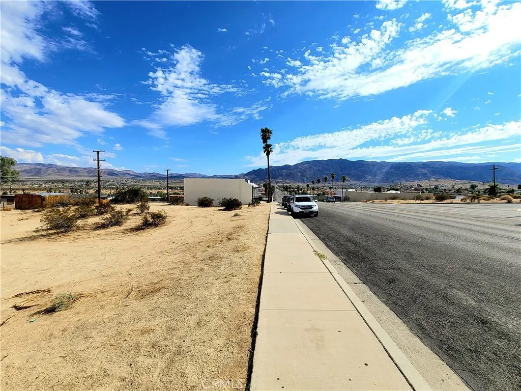 5787 Adobe