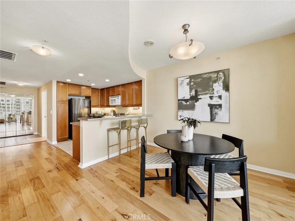 510 1st Ave 1401
