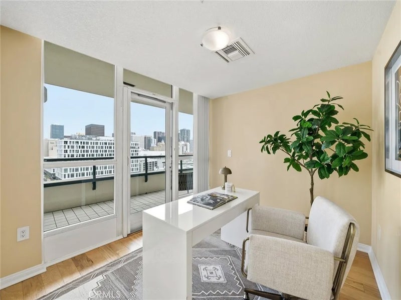510 1st Ave 1401