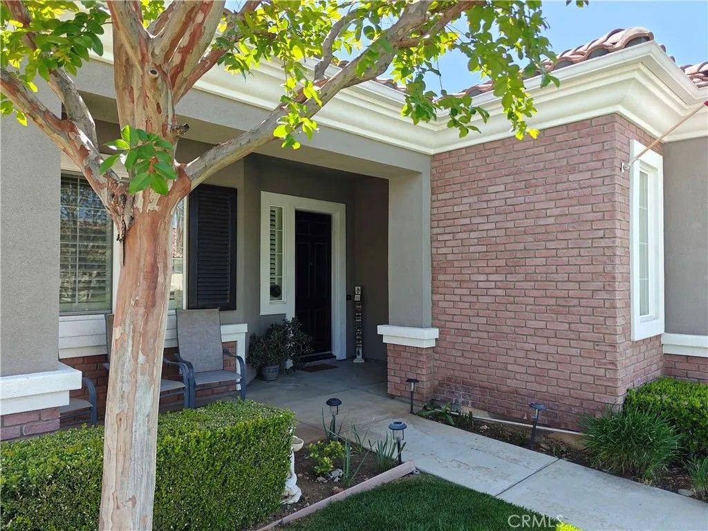 Photo of 1732 Sarazen St, Beaumont, CA 92223 (MLS # IG26095945)