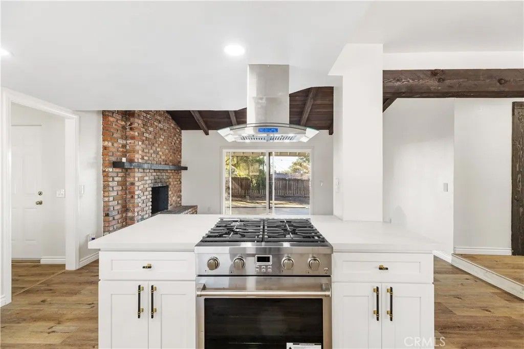 Photo of 19125 Hupa Rd, Apple Valley, CA 92307 (MLS # IV25275912)