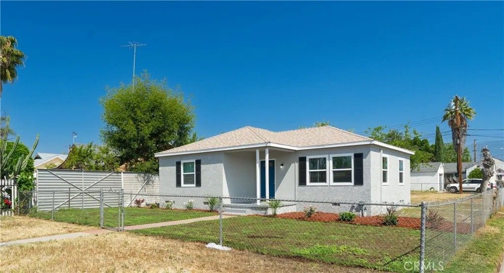 Photo of 1202 W 11th St, San Bernardino, CA 92411 (MLS # CV26092576)