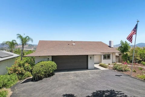 Property photo of 1329 Park Hill Lane, Escondido, CA 92025