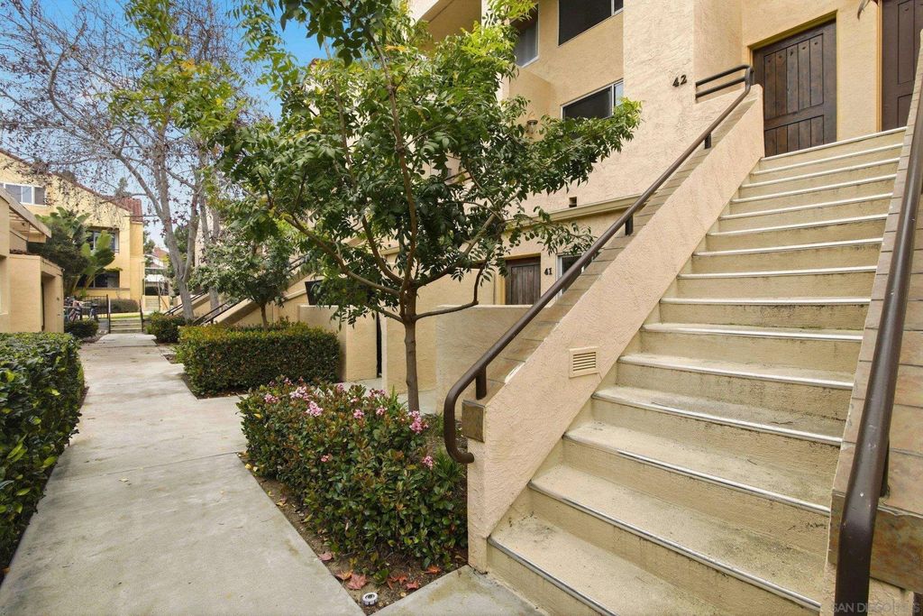 Photo of 3927 Nobel Dr #42, San Diego, CA 92122 (MLS # 260001799)