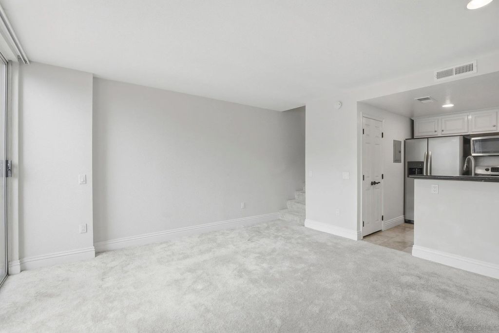 Photo of 3927 Nobel Dr #42, San Diego, CA 92122 (MLS # 260001799)