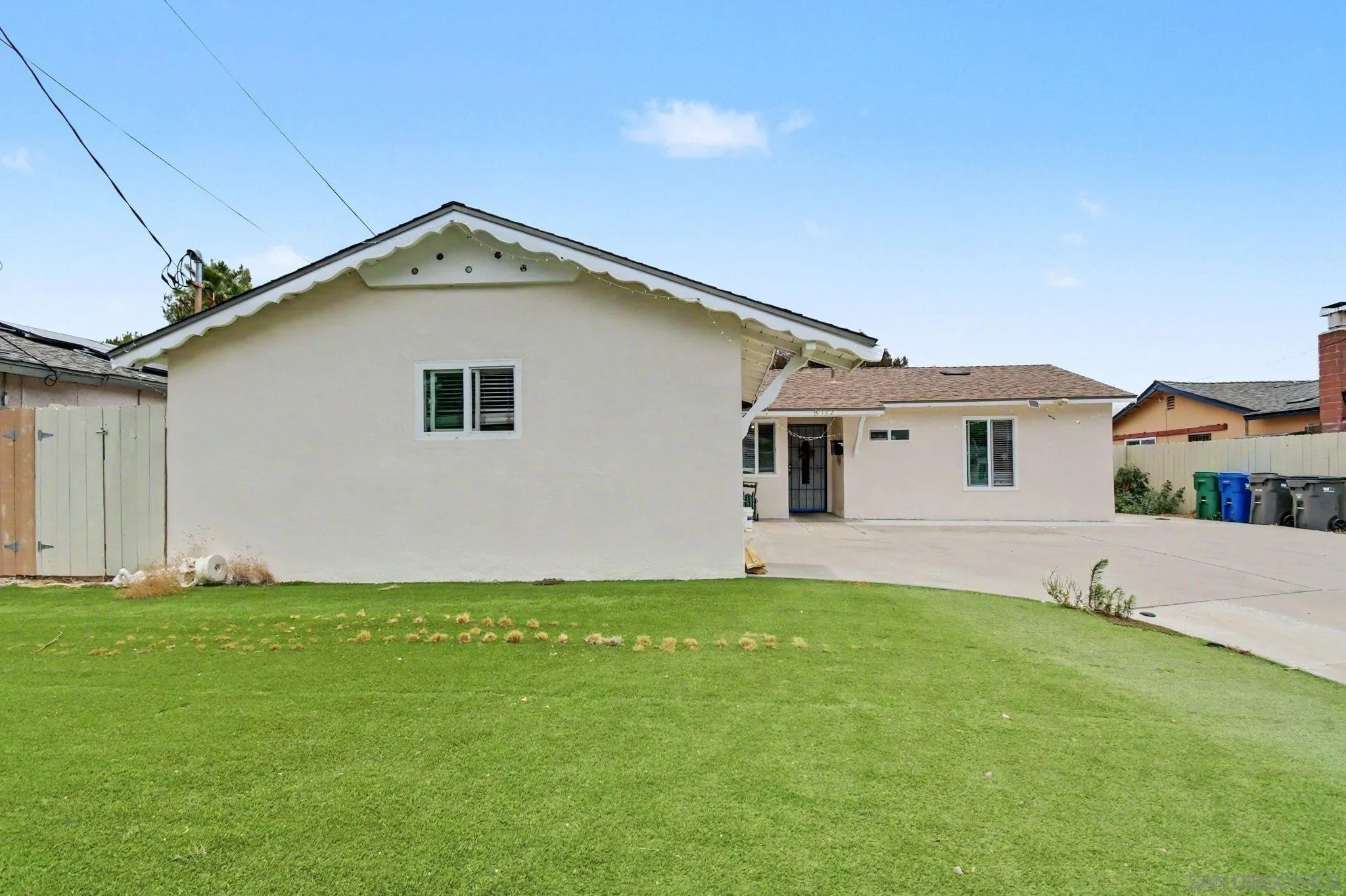 8032 poplin Drive