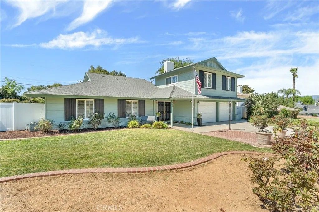 Photo of 1600 Helena Lane, Redlands, CA 92373 (MLS # IG26059541)