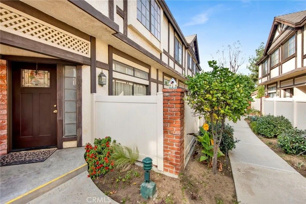 Photo of 20737 Roscoe #203, Winnetka, CA 91306 (MLS # GD26020395)