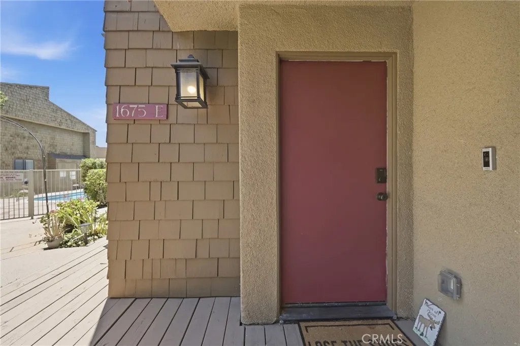 1675 W Lambert Rd. 17 E