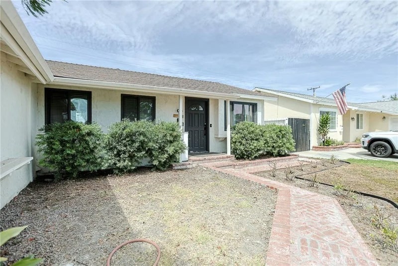 15611 Toway