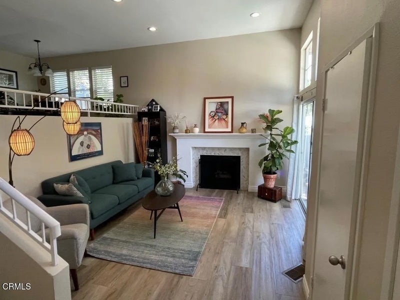 1044 Gilbert Lane