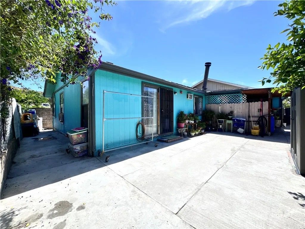 Photo of 13691 Gavina Ave #355, Sylmar, CA 91342 (MLS # SR26080850)