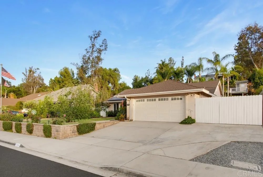 1449 Merriwether Way