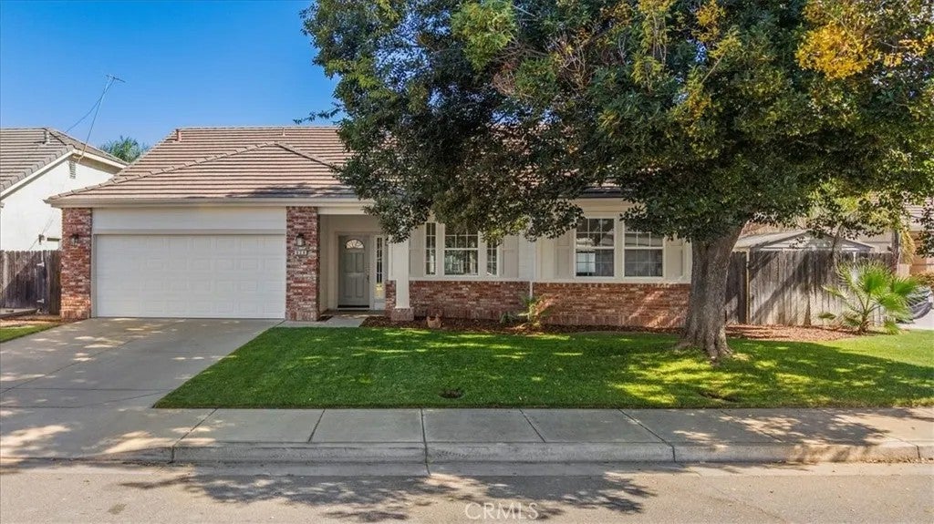929 Opal Court