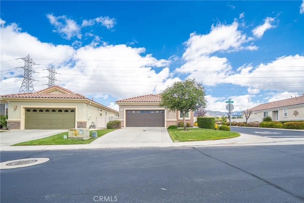 Photo of 1168 Saguaro Rd, Beaumont, CA 92223 (MLS # IG26063987)