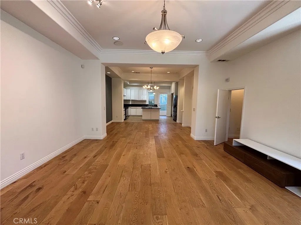 Photo of 441 N Los Robles Ave #16, Pasadena, CA 91101 (MLS # CV26166968)