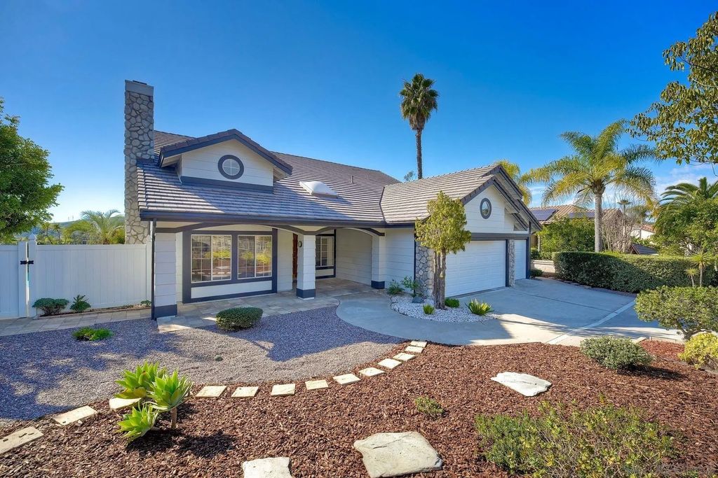 Photo of 2785 Canyon Oak Pl, Escondido, CA 92029 (MLS # 260002271)